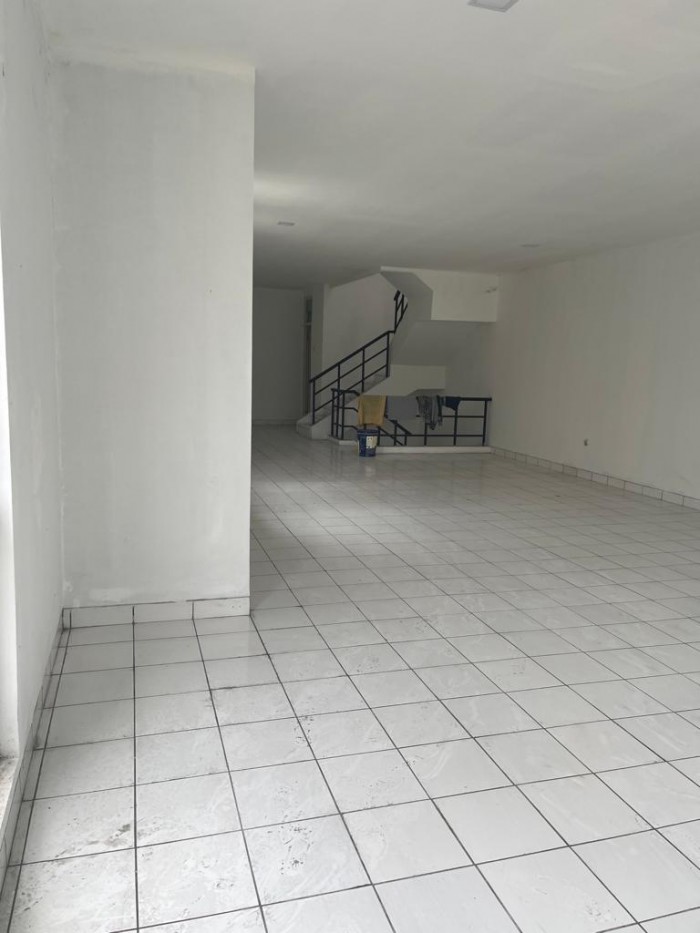 Ruko di Jual 3 lantai di Deltamas